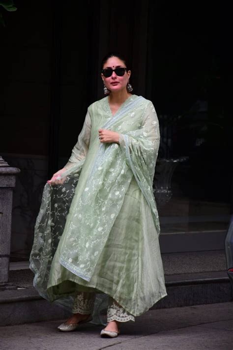 करीना की सेक्सी फोटो|करीना कपूर (Kareena Kapoor): उम्र, मूवी, फोटो, जीवनी, तस्वीरें,。